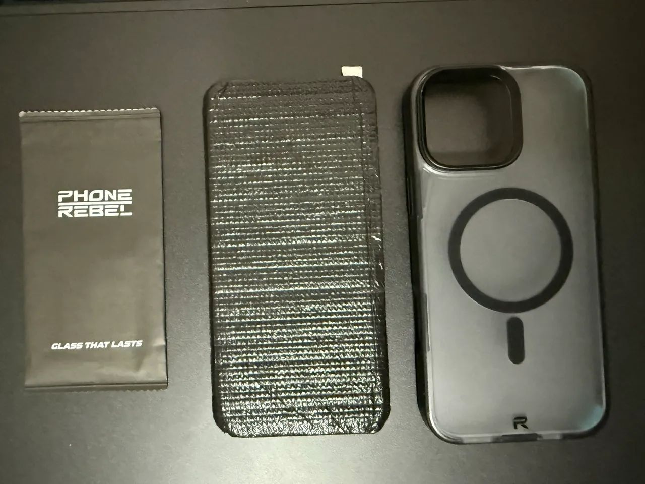 Capa IPhone 16 Pro Max Phone Rebel