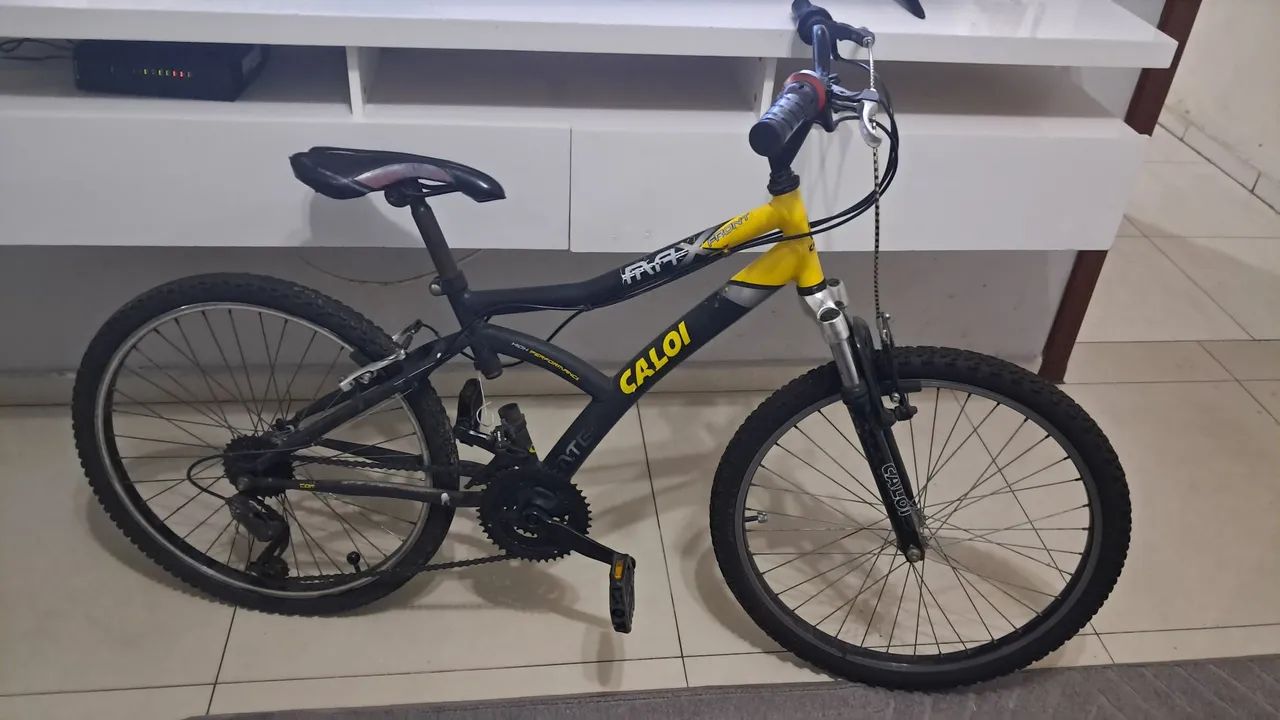 Bicicleta Aro 24 só pega e anda passa no cartão