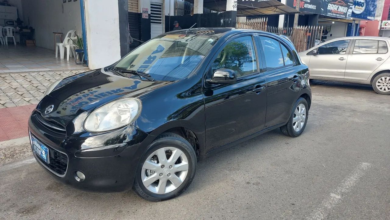 Nissan March MARCH SV 1.6 16V Flex Fuel 2014