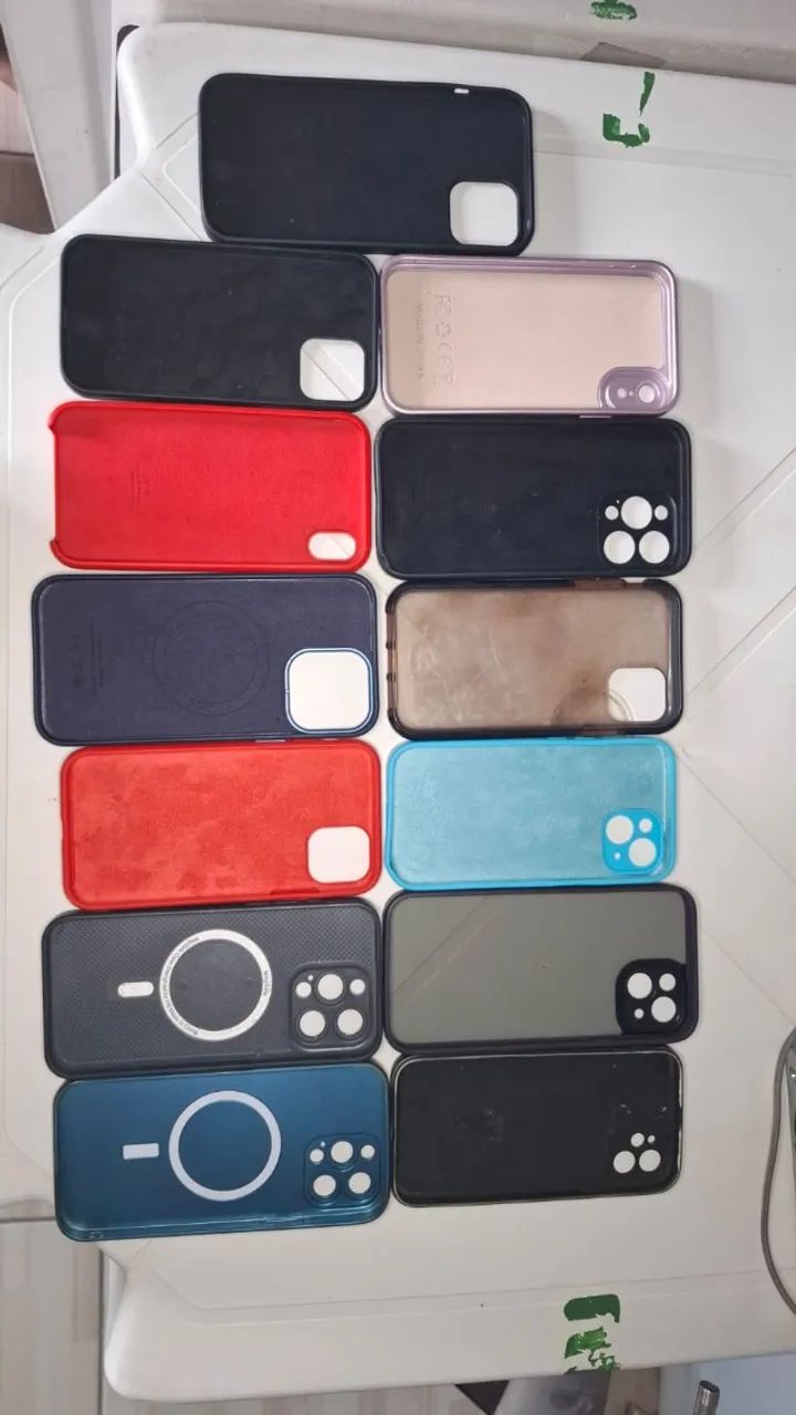 Lote com 37 Capinhas para iPhone - Diversos Modelos (Novas e Usadas) - Foto 2