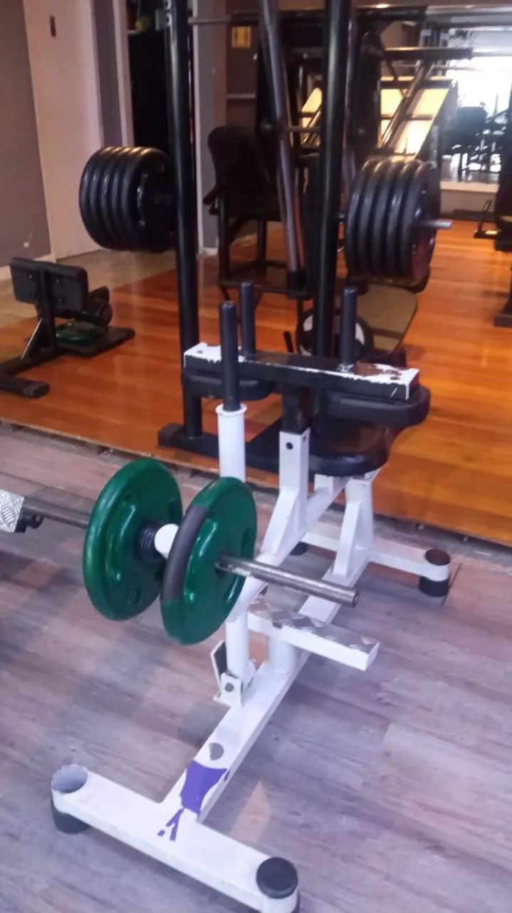 Máquina academia costas  - Foto 3
