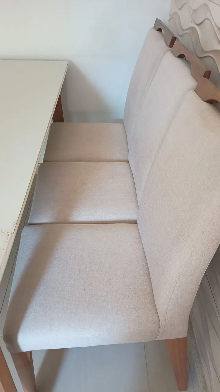 Vende-se mesa com 6 cadeiras - Foto 2