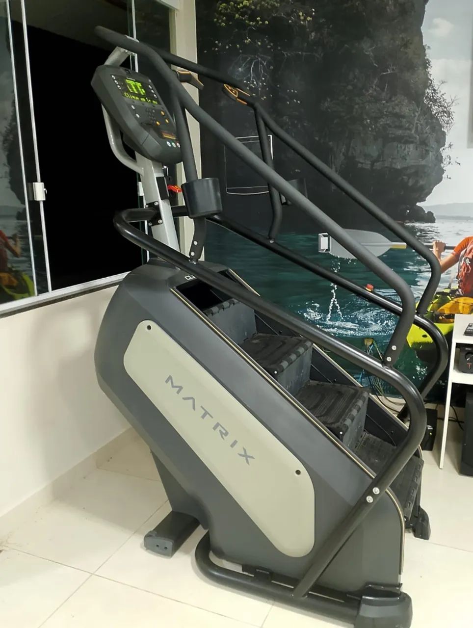 Simulador de escada da Matrix ClimbMill - Foto 4