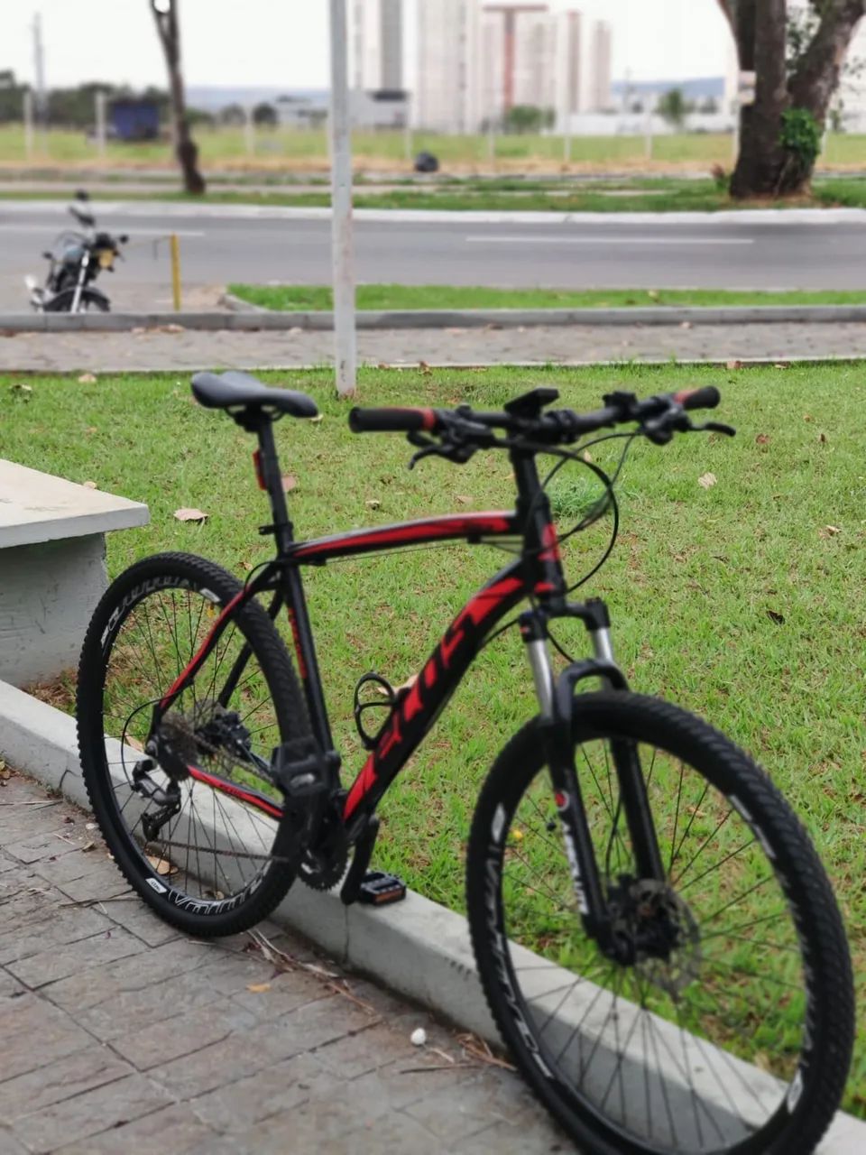 Bicicleta ECOS Aro 29 Kit Shimano Altus Completo - Foto 3