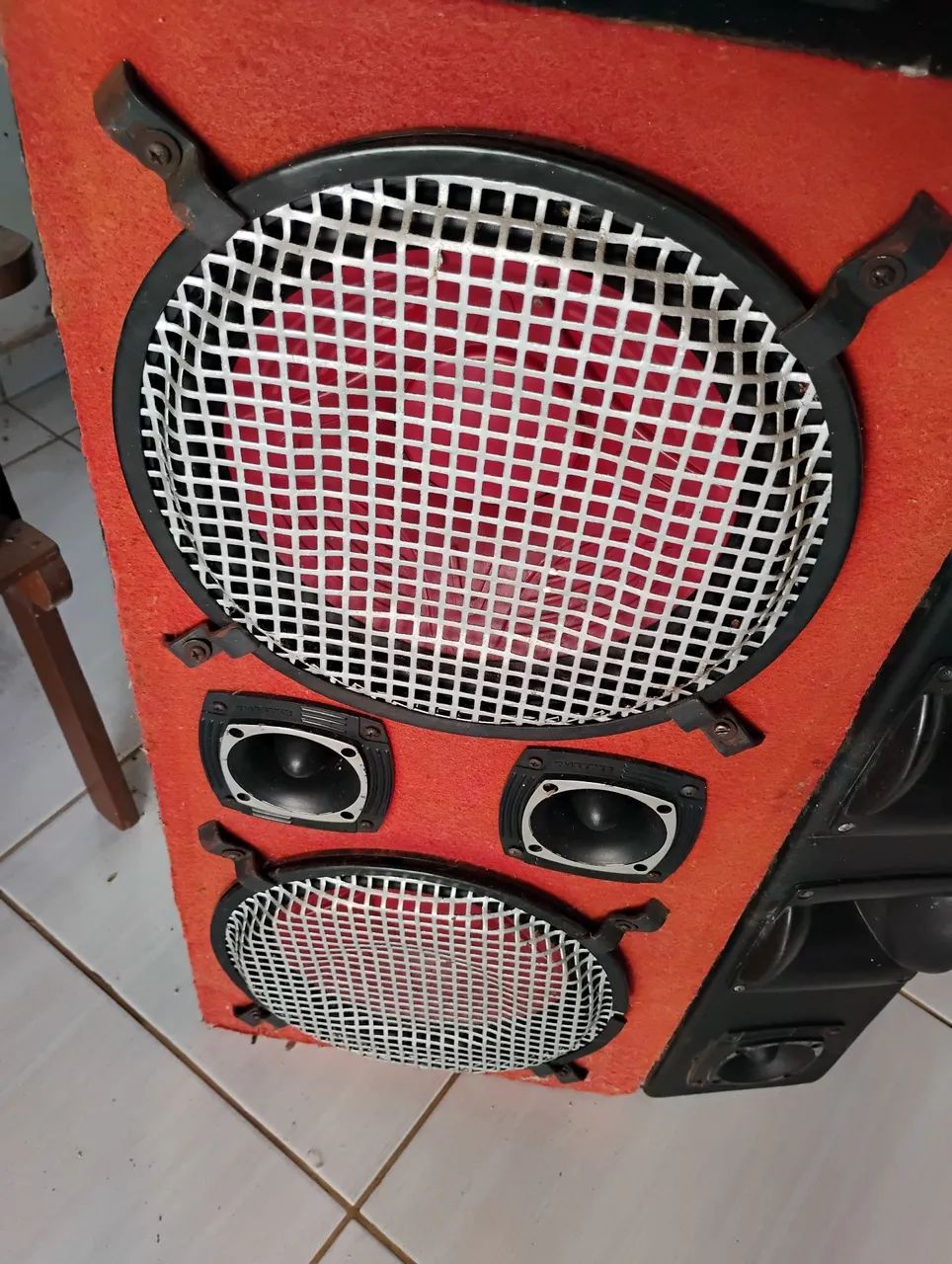 Caixa De Som Com Cornetas - Foto 2