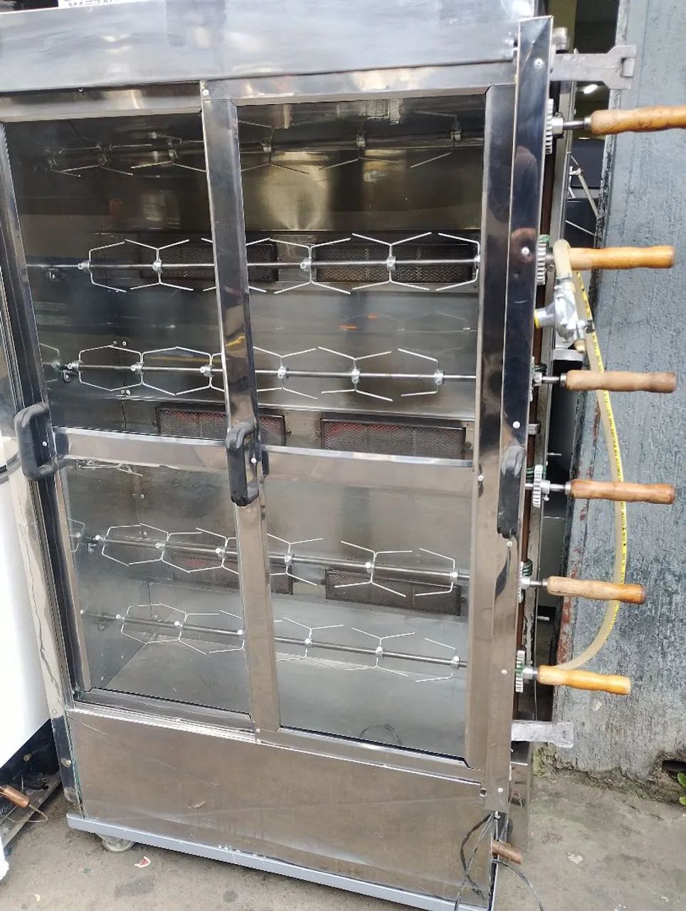 Máquina de assar frango 