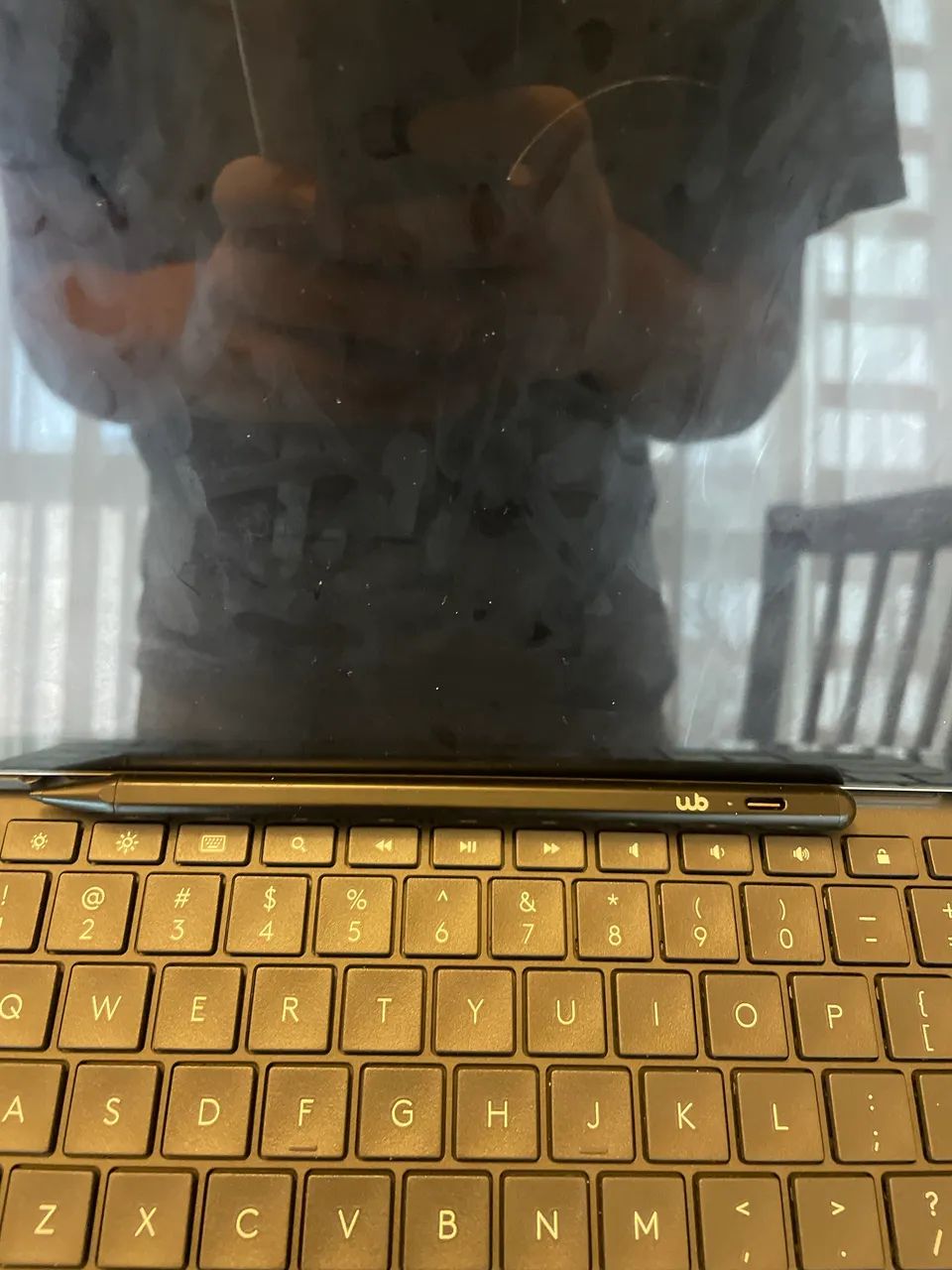 iPad 9ª geração 64 GB +  CAPA Logitech Slim Folio + CANETA WB - Foto 5
