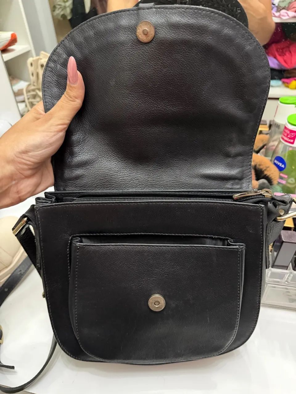 Bolsa Média Couro Legítimo Poucelle - Foto 3