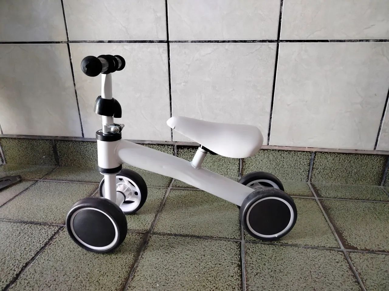 Bicicleta de equilíbrio