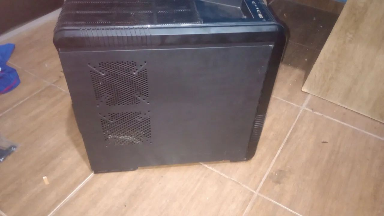 gabinete cooler master premium - Foto 5