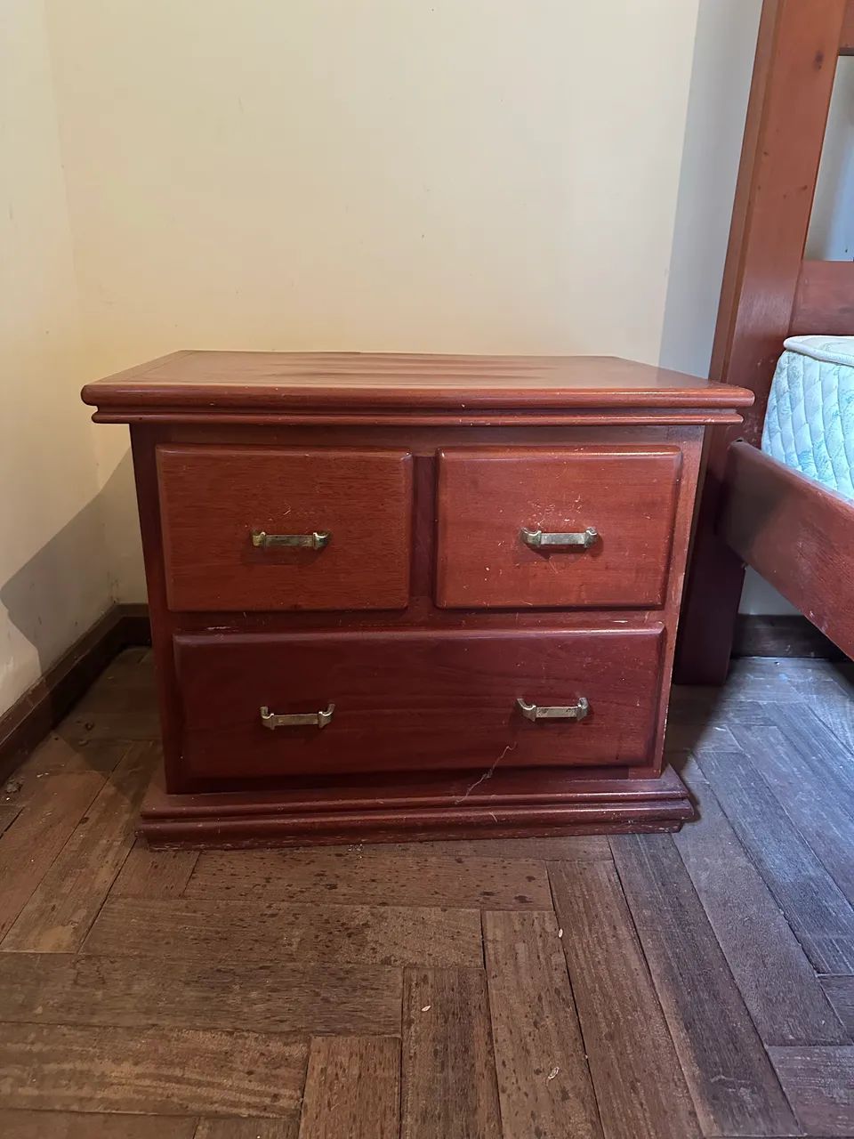 Conjunto de Quarto em madeira de lei maciça  - Foto 4