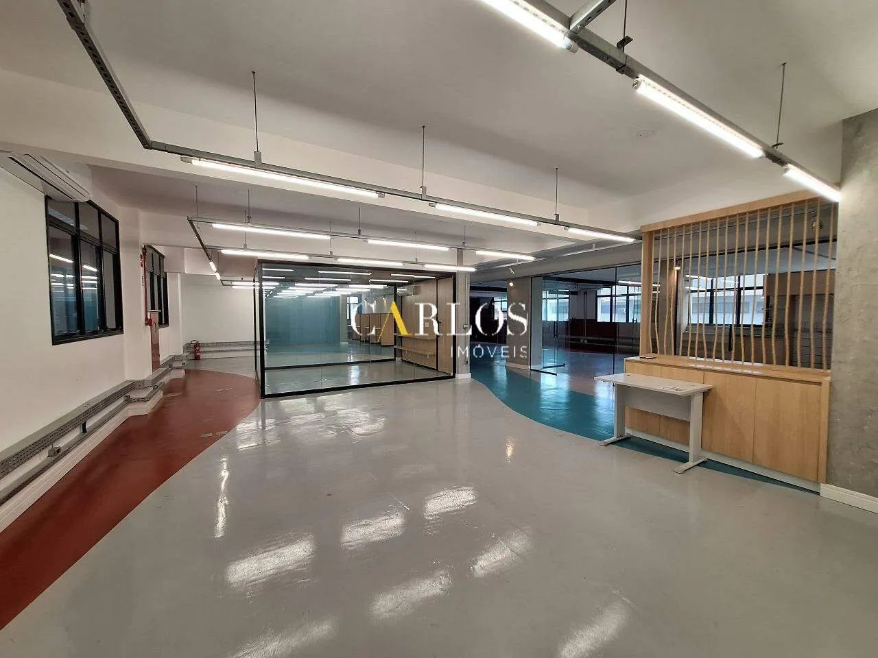 Conjunto de salas no Sion, com aproximadamente 302 m² e 09 vagas de garagem. - Foto 3