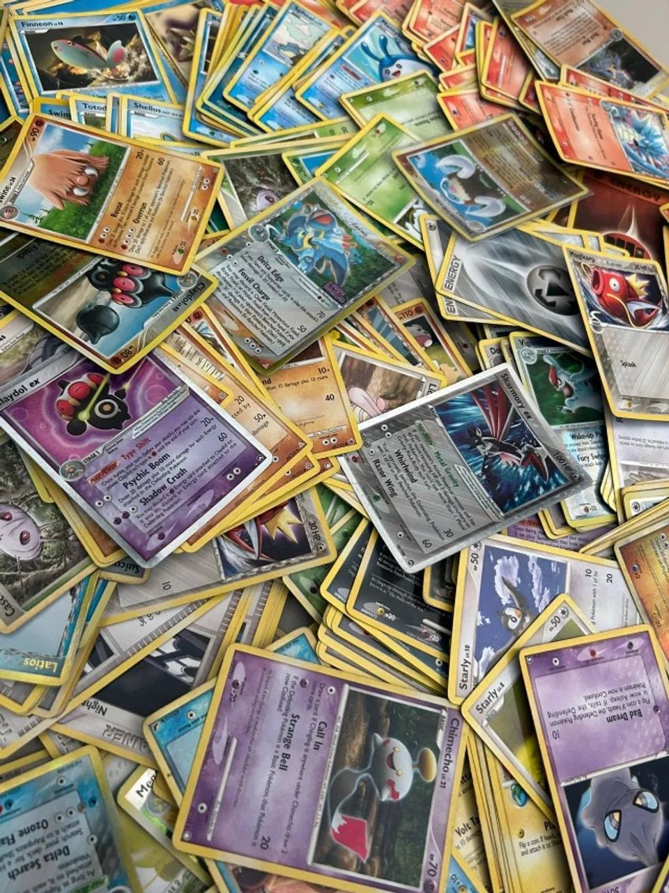 Coleção cartas de Pokémon 550 cartas (raras e valiosas)  - Foto 2