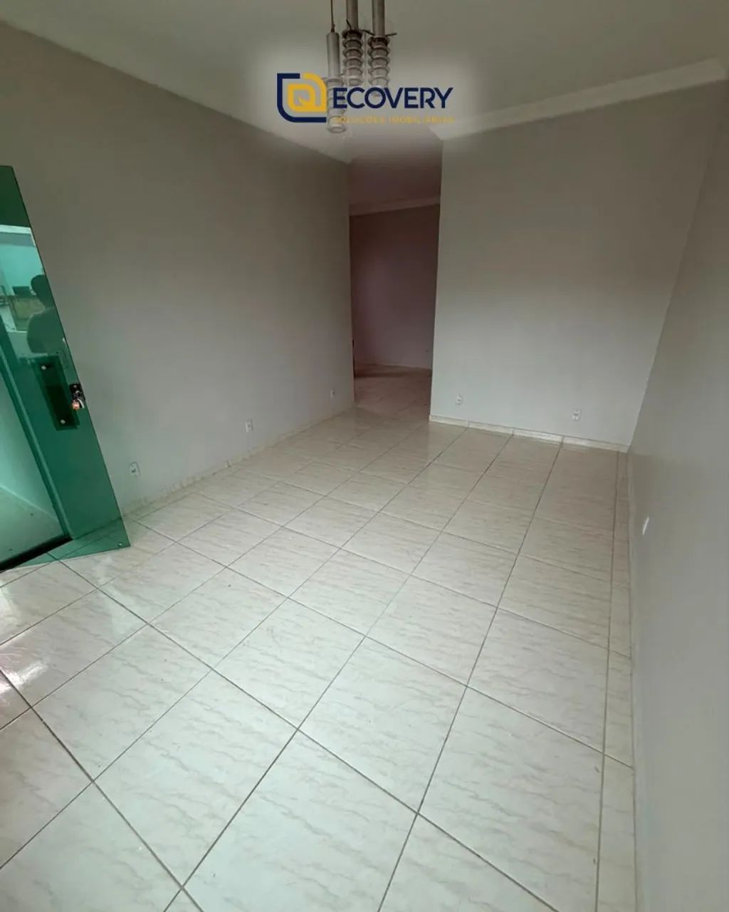 VENDE-SE CASA | CIDADE SATÉLITE | CONDOMÍNIO FECHADO - Foto 2