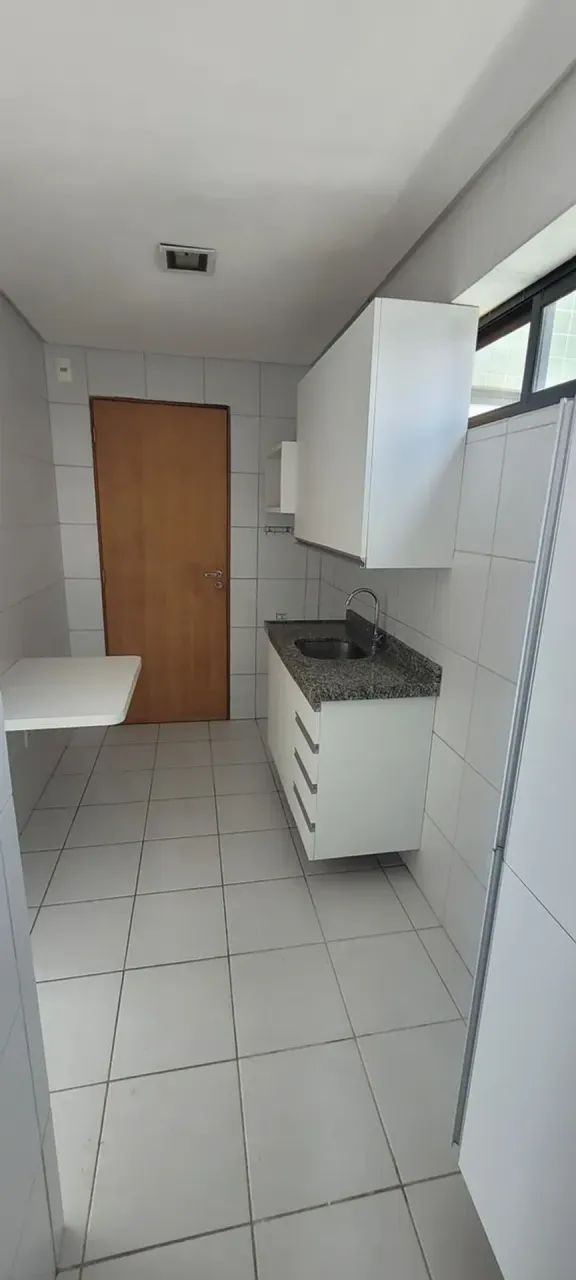 Edifício Lara para aluguel tem 63 metros quadrados com 3 quartos em Torre - Recife - PE - Foto 5