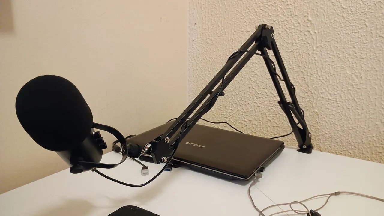 Microfone condensador Haomuren k66s + braço articulado