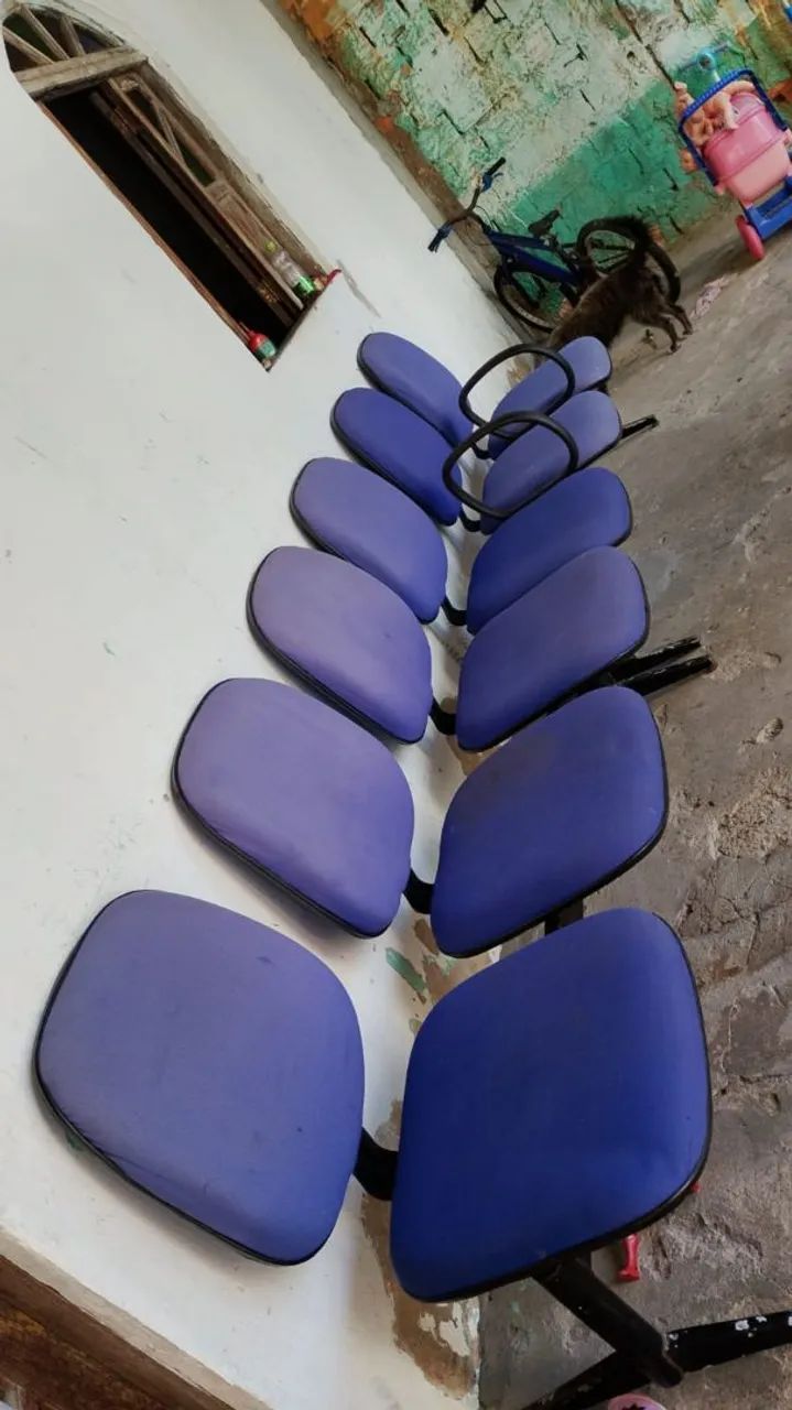 Conjunto de Cadeira Azul Fixa