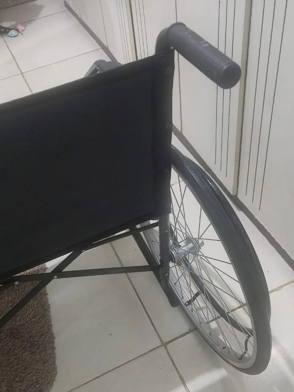 Cadeira de Rodas - Foto 2