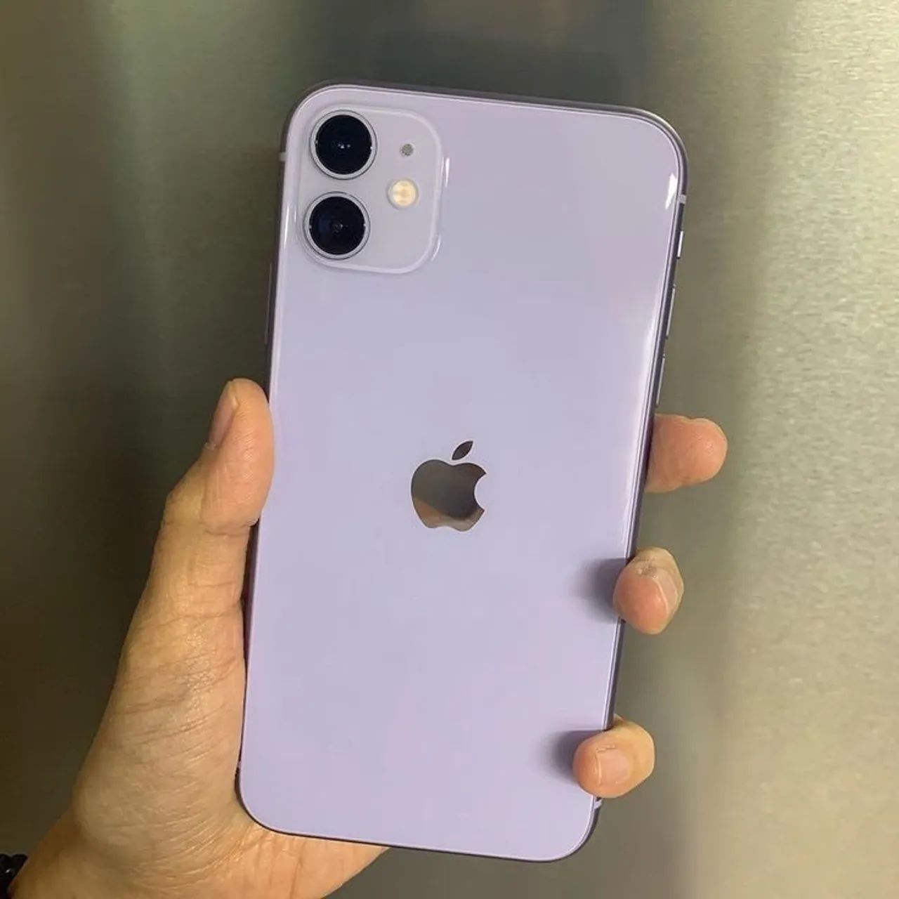 iPhone 11 Roxo
