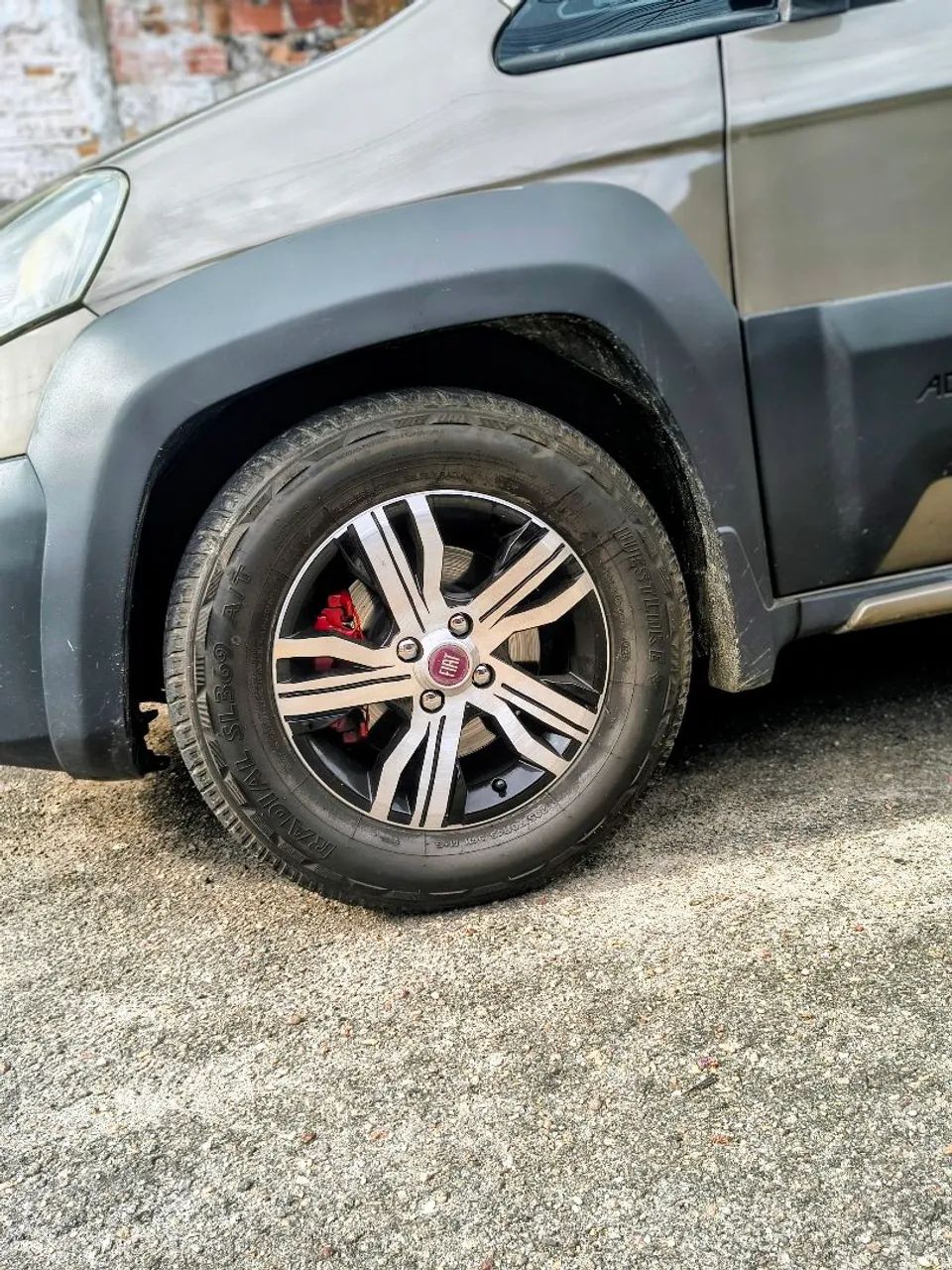 Fiat Idea Adv./ Adv.lock.dualogic 1.8 Flex 5P 2011 - Foto 5