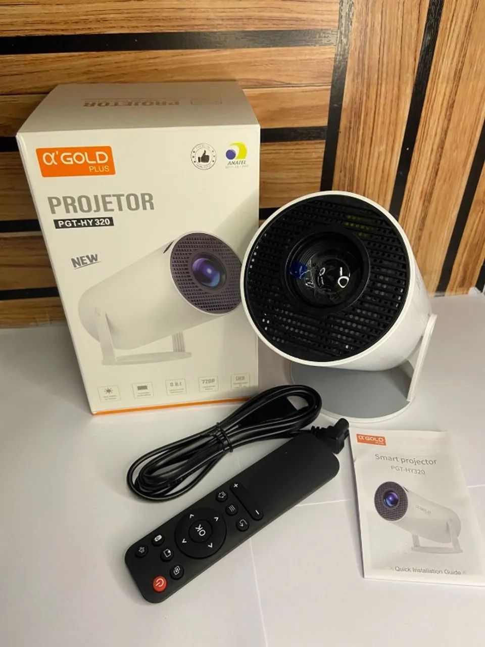 Mini Projetor HD Wifi Portátil 5G A?Gold PGT-HY 320