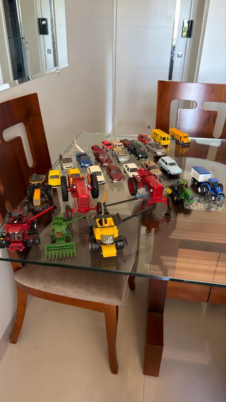Coleção de Miniaturas de Carros,Motos e Agrícolas  - Foto 5