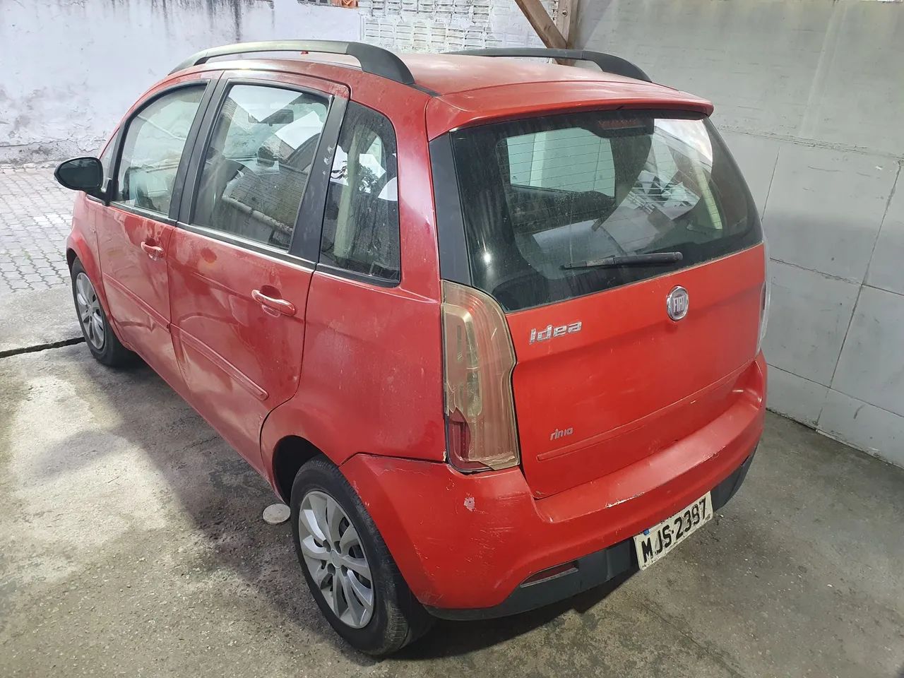 Fiat Idea Essence Dualogic 1.6 Flex 16V 5P 2013 - Foto 2