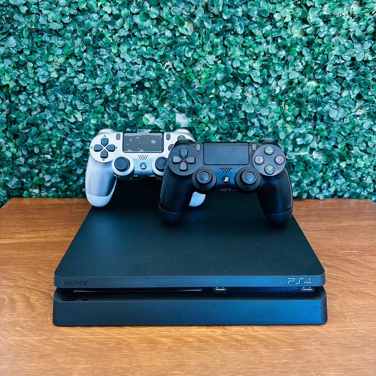 Ps4 slim 1 TB 