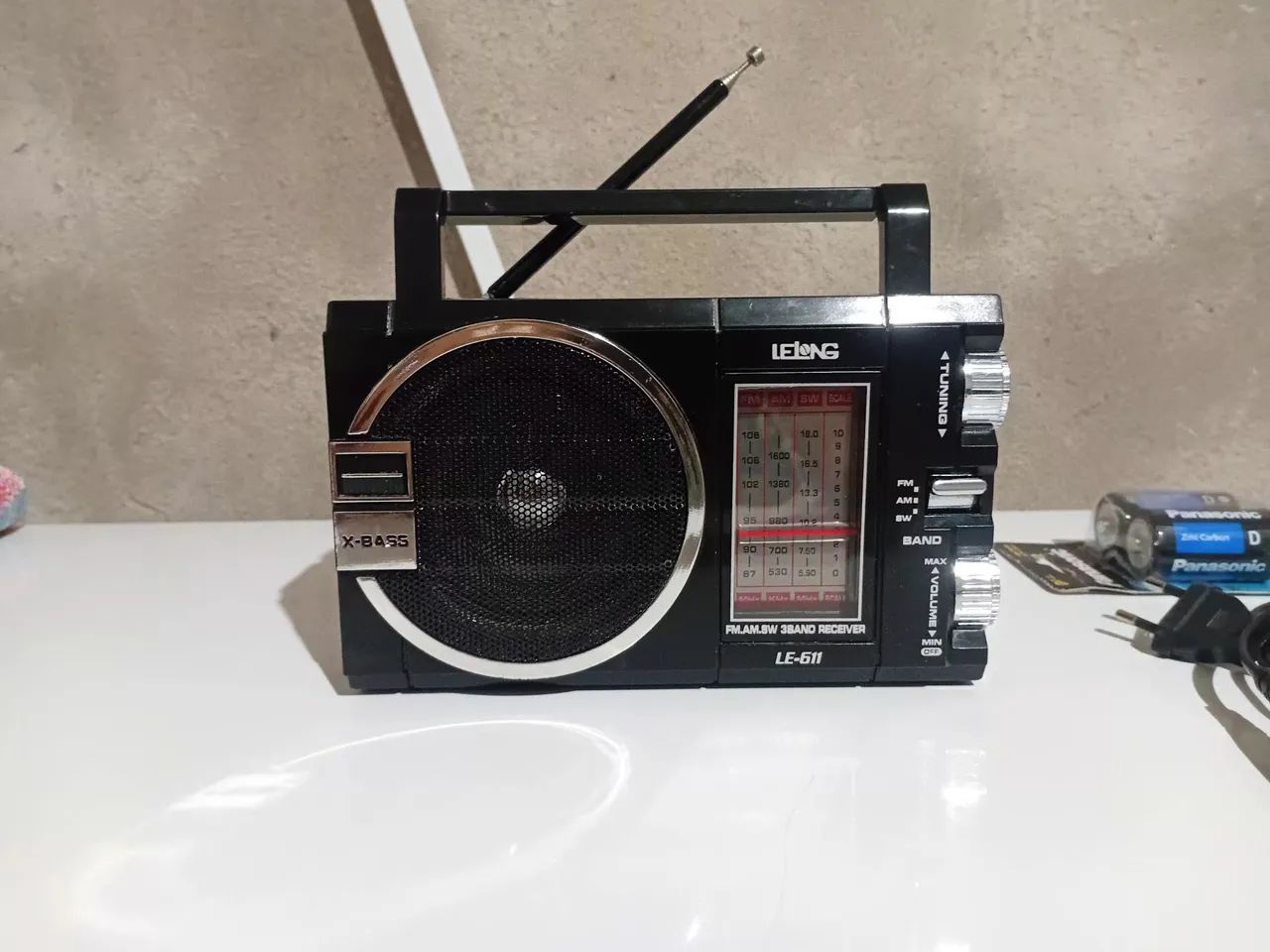 Rádio AM/FM a pilha - Foto 4