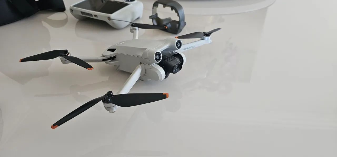 DRONE DJI MINI 3 PRO FLYMORE COMBO - Foto 3