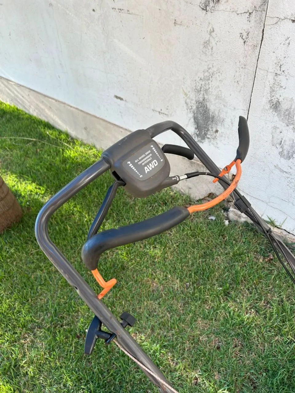 Cortador de Grama Husqvarna AWD - Foto 4