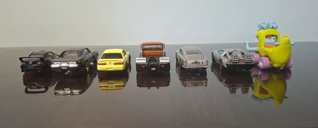 Lote Hot Wheels variados - Foto 4