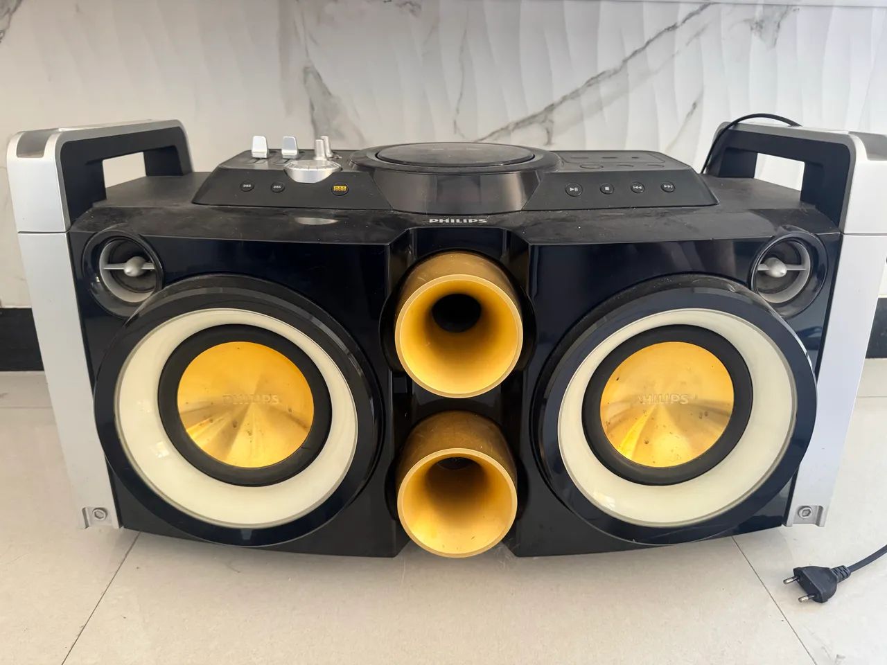 Som Mini System Philips Party Machine (modelo FWP2000X/78)