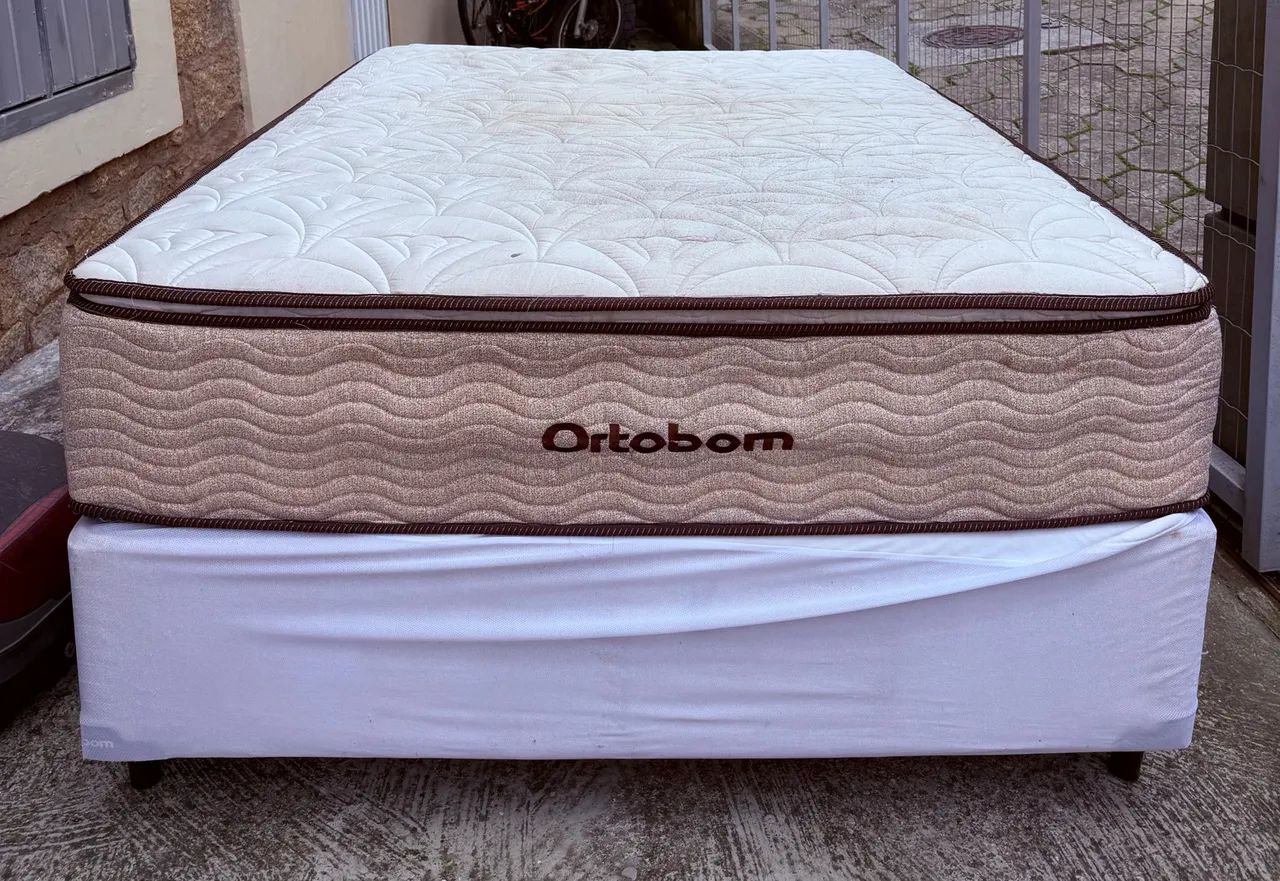 Cama Box Casal (Box + Colchão) Ortobom de Mola ensacada