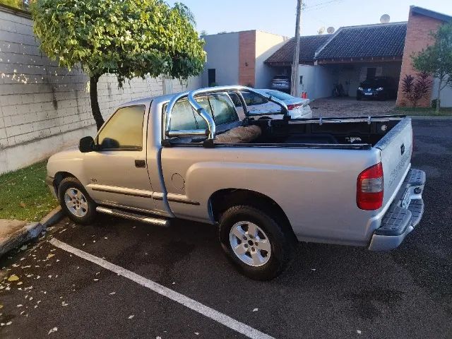 Chevrolet S10 Pick-up 2.4 MPFI 8V 128cv/ Rodeio 2001