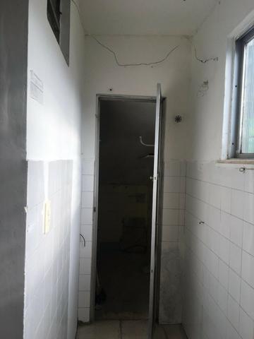 Caixa d'água 2/4 apto térreo - Foto 10