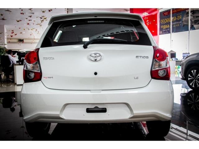 TOYOTA ETIOS 1.5 X PLUS 16V FLEX 4P 2019 - Foto 6