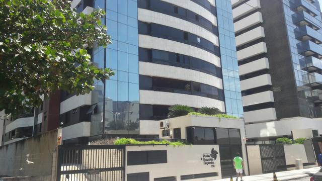 Apto alto pradrão na Jatiúca
