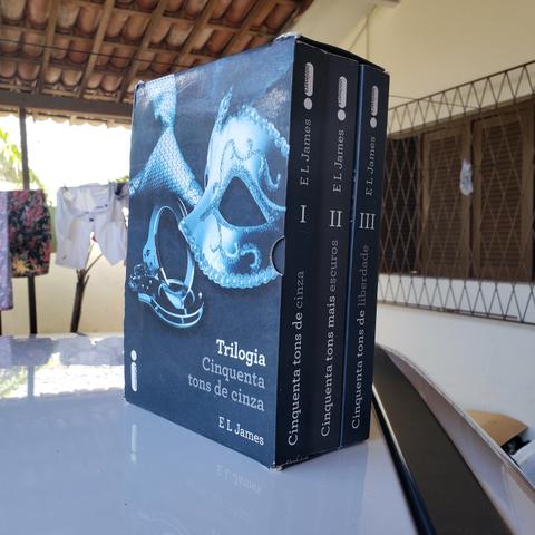 Trilogia 50 tons de cinza