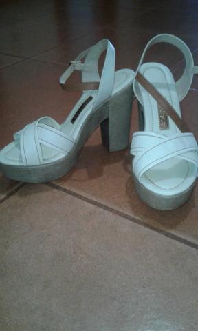 Sapatos *