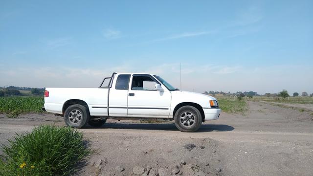 Vendo S10 1996 cabine extendida gasolina 2.2 - Foto 10