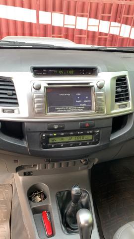 Toyota Hilux 2015 SRV AUT - Foto 10