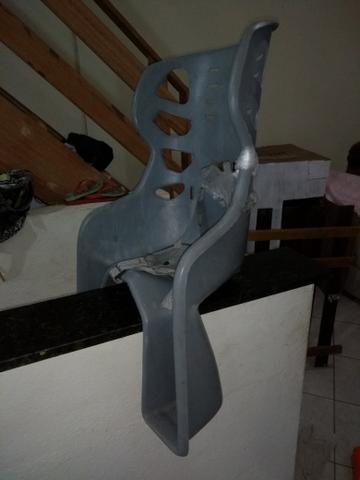 Cadeirinha de bicicleta trazeira - Foto 4