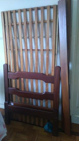 Cama de solteiro