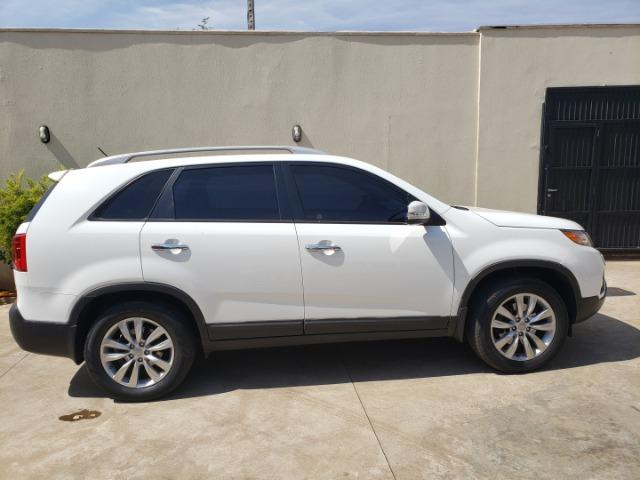 Sorento 7 lugares, V6, ano 2011