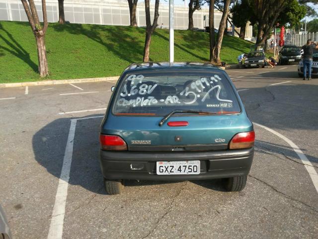 Renault Clio 99 1.6 8 v, gasolina 4 portas com direção , vidro elétrico - Foto 7
