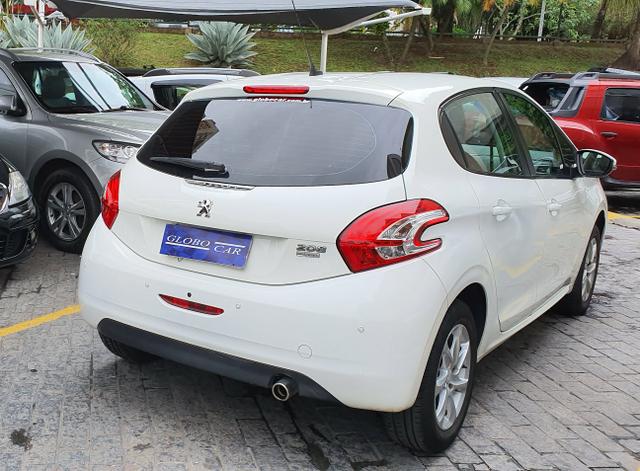 Peugeot 208 active pack 1.6 automático - Foto 4