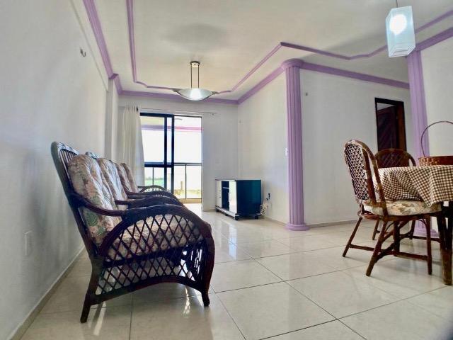 Aluga - se apartamento com vista para o mar