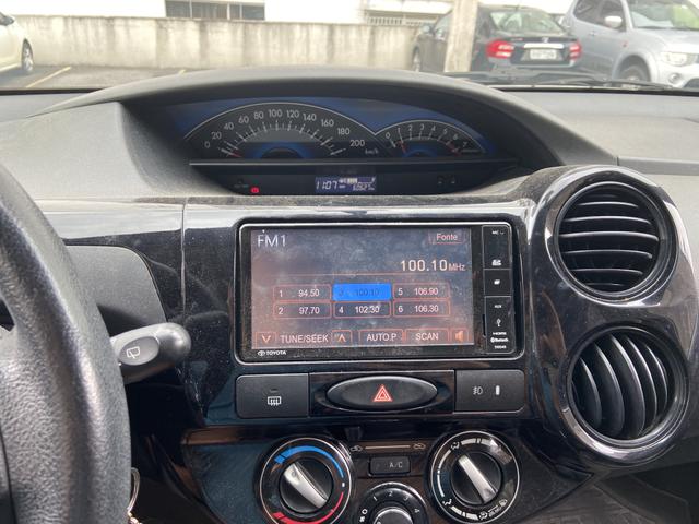 Etios Hatch - Foto 5