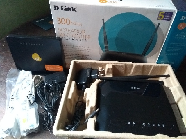 Modem da OI e Roteador D'Link N-300